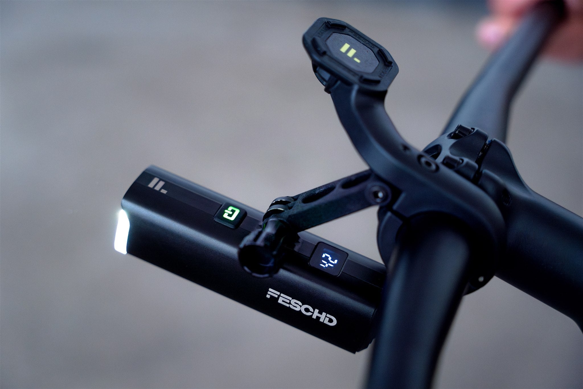 Fahrradlicht + Powerbank - FESCHD